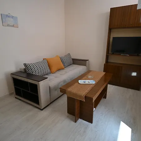 Apartament Kulata *